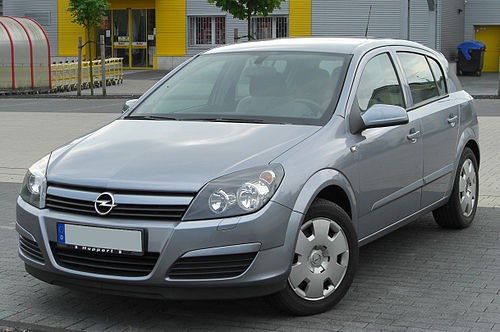 500px-Opel_Astra_H_1.6_Twinport_front_20100509.jpg